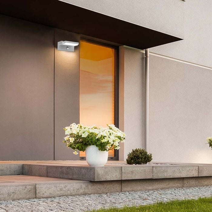 Aplique LED giratorio V-TAC - Sensor PIR - Impermeable IP65 - Negro - 17W - 2520 Lumens - 3000K-extra-2.webp